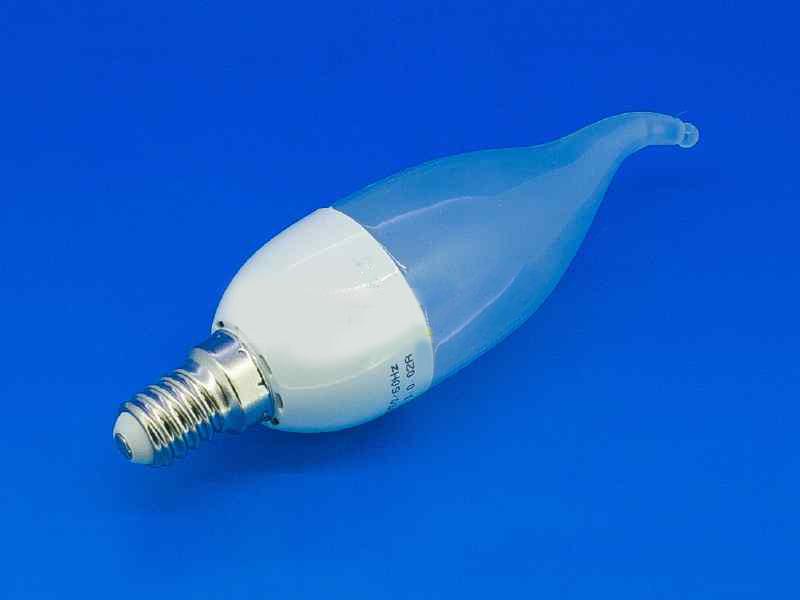 Лампочка светодиодная свеча  P02-3 w свеча на ветру малая пластик E14 4000К